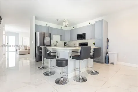 1968 NW 25th Avenue Miami FL 33125
