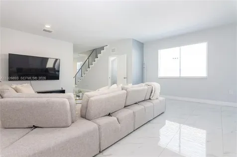 1968 NW 25th Avenue Miami FL 33125