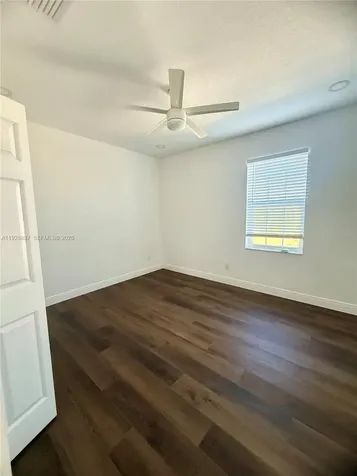 977 NE Trailside Run Port St. Lucie FL 34983