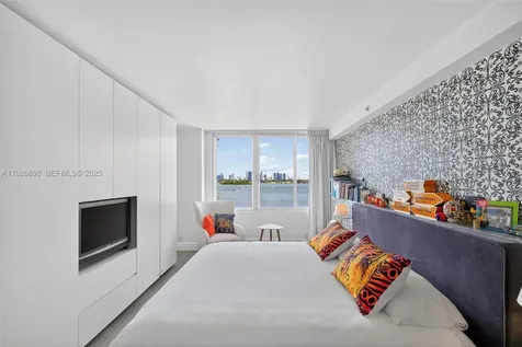 1100 West Avenue Miami Beach FL 33139