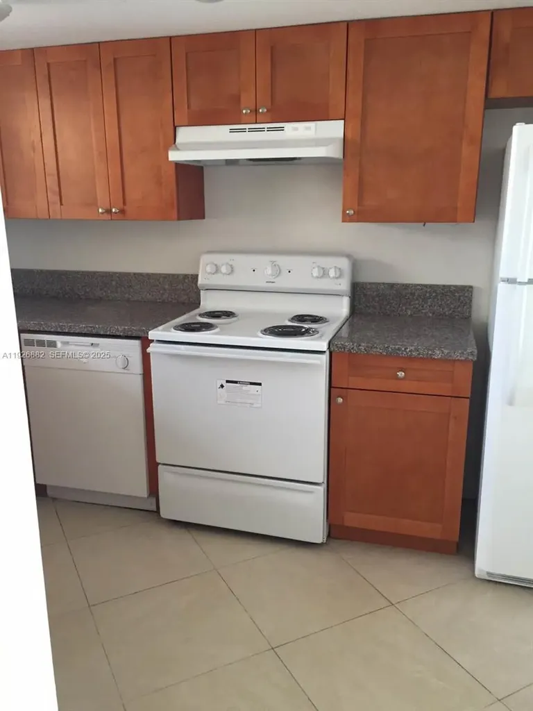 9375 Fontainebleau Boulevard Miami FL 33172
