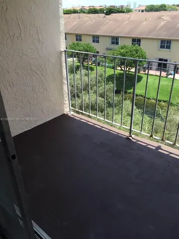 9375 Fontainebleau Boulevard Miami FL 33172
