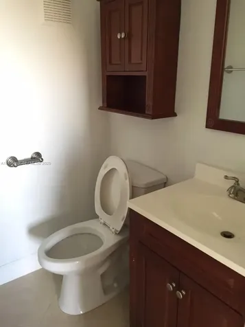 9375 Fontainebleau Boulevard Miami FL 33172