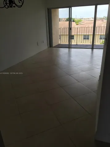9375 Fontainebleau Boulevard Miami FL 33172