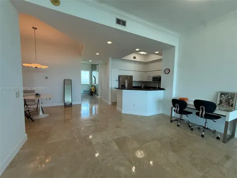 15051 Royal Oaks Lane North Miami FL 33181