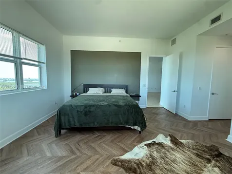 15051 Royal Oaks Lane North Miami FL 33181