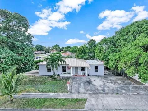 4020 E 10th Avenue Hialeah FL 33013