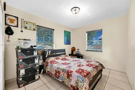 4020 E 10th Avenue Hialeah FL 33013
