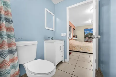 4020 E 10th Avenue Hialeah FL 33013