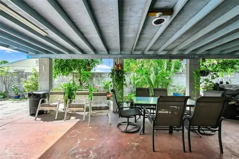 4020 E 10th Avenue Hialeah FL 33013