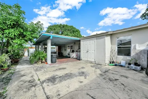 4020 E 10th Avenue Hialeah FL 33013