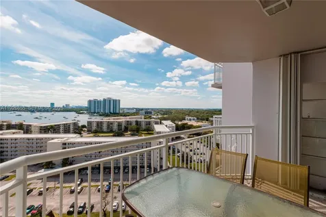 18011 Biscayne Boulevard Aventura FL 33160