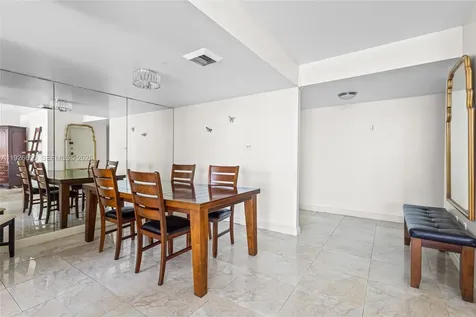 18011 Biscayne Boulevard Aventura FL 33160