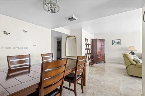 18011 Biscayne Boulevard Aventura FL 33160