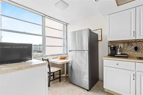 18011 Biscayne Boulevard Aventura FL 33160