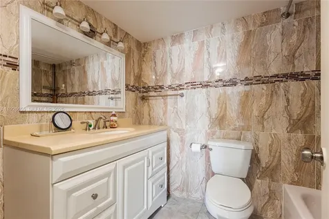 18011 Biscayne Boulevard Aventura FL 33160