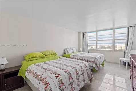 18011 Biscayne Boulevard Aventura FL 33160