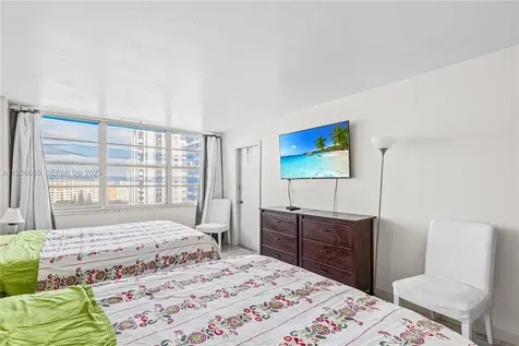 18011 Biscayne Boulevard Aventura FL 33160