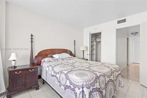 18011 Biscayne Boulevard Aventura FL 33160