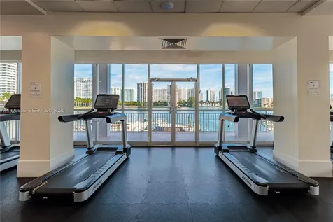 18011 Biscayne Boulevard Aventura FL 33160