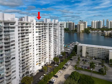 18011 Biscayne Boulevard Aventura FL 33160