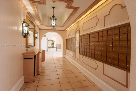 18011 Biscayne Boulevard Aventura FL 33160