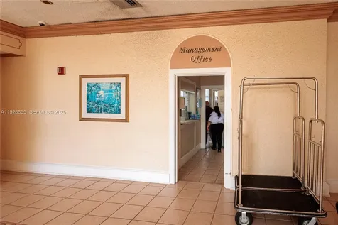18011 Biscayne Boulevard Aventura FL 33160