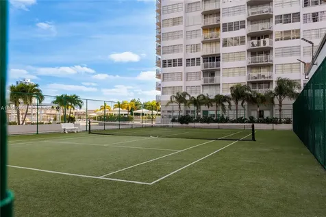18011 Biscayne Boulevard Aventura FL 33160