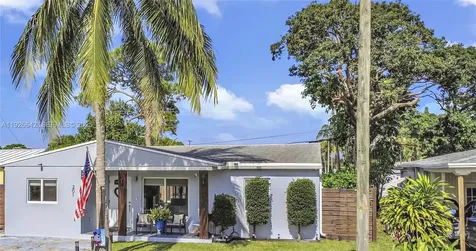 201 NW 51st Court Oakland Park FL 33309
