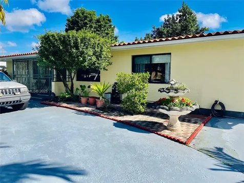 4635 SW 95th Avenue Miami FL 33165