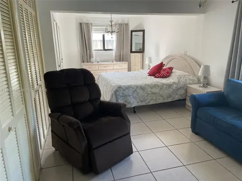 4635 SW 95th Avenue Miami FL 33165