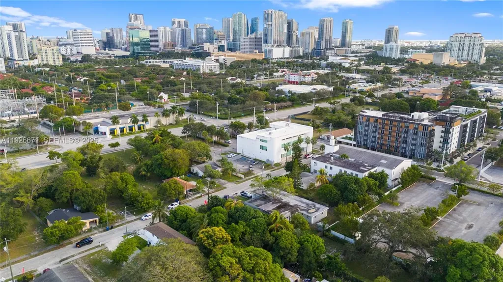 425 NW 7th Terrace Fort Lauderdale FL 33311
