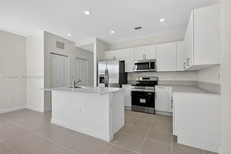 13835 SW 261 Terrace Homestead FL 33032
