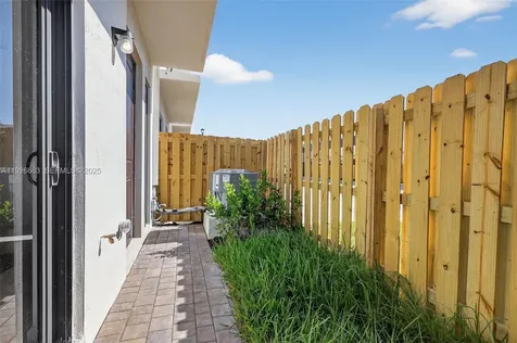 13835 SW 261 Terrace Homestead FL 33032