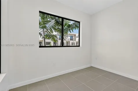 13885 SW 261 Terrace Homestead FL 33032
