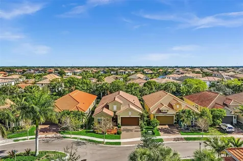 9172 E Leon Circle E Parkland FL 33076