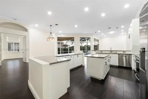 2893 Oakbrook Drive Weston FL 33332