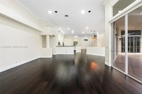 2893 Oakbrook Drive Weston FL 33332
