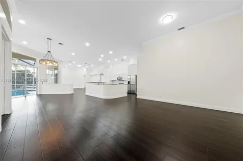 2893 Oakbrook Drive Weston FL 33332