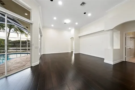 2893 Oakbrook Drive Weston FL 33332