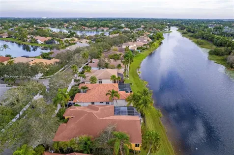 2893 Oakbrook Drive Weston FL 33332