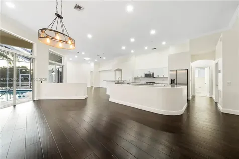 2893 Oakbrook Drive Weston FL 33332