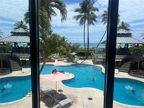 5225 Collins Avenue Miami Beach FL 33140