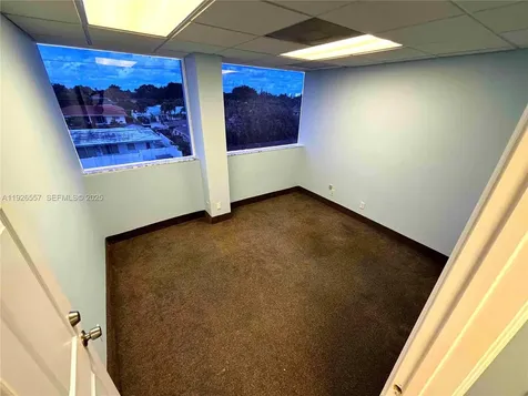 2727 E Oakland Park Boulevard Fort Lauderdale FL 33306