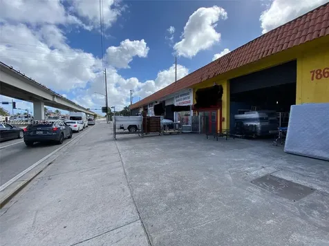 Hialeah FL 33147