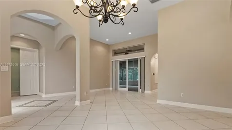 7116 W Pinecreek Way Coconut Creek FL 33073