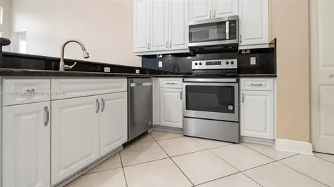 7116 W Pinecreek Way Coconut Creek FL 33073