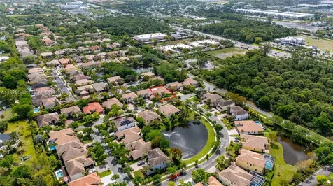 7116 W Pinecreek Way Coconut Creek FL 33073