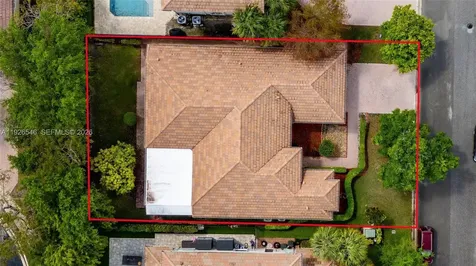 7116 W Pinecreek Way Coconut Creek FL 33073