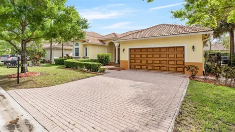 7116 W Pinecreek Way Coconut Creek FL 33073